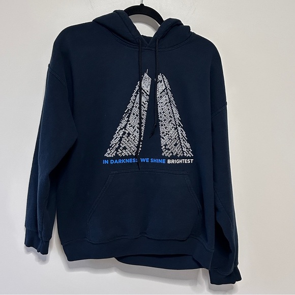 9/11 Memorial Commemorative Hoodie Women’s Size large Navy Blue *FLAW* - Picture 1 of 10